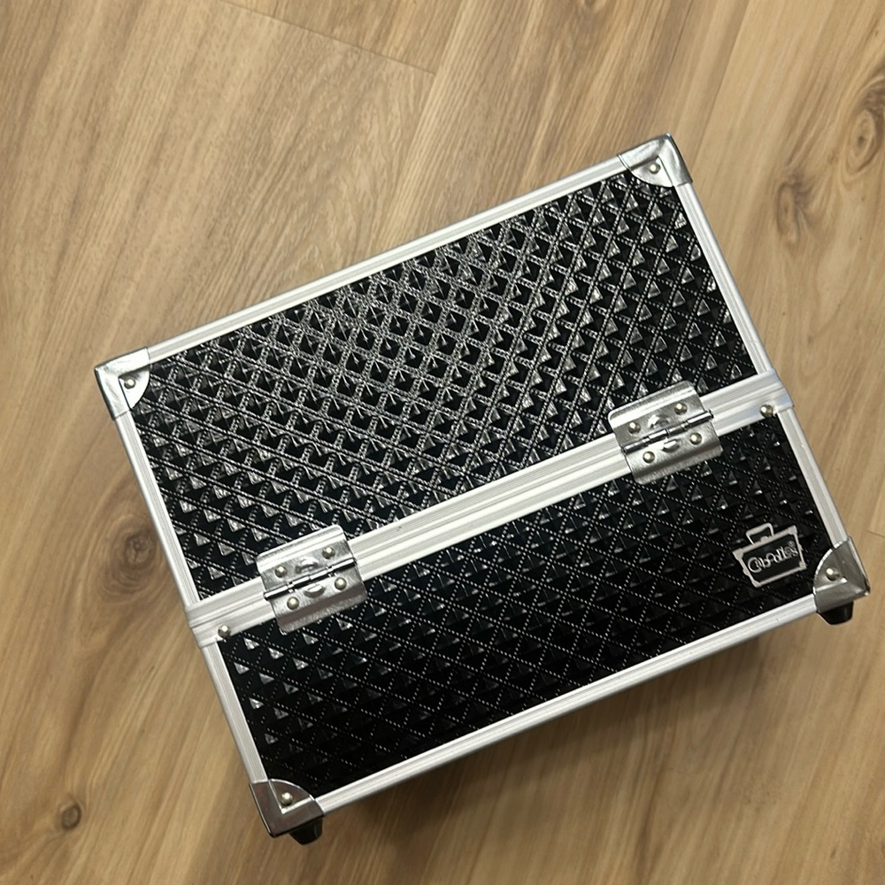 Caboodles Case